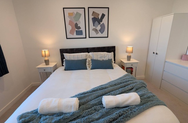 Hale Elite Apartment : City Center : Retail Park