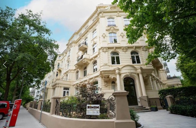 Hamburg City Apartment for 7