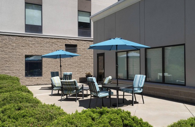 Hampton Inn Fairmont