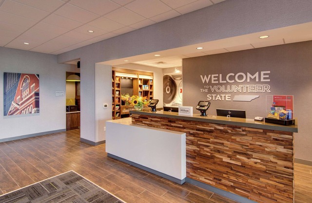 Hampton Inn & Suites Nashville North Skyline