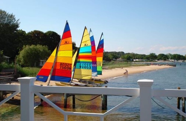 Hamptons Waterfront With Private Beach & Pool