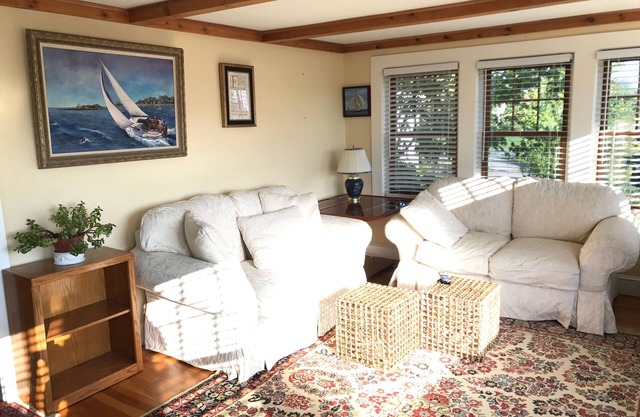 HARBOR VIEW CARRIAGE HOUSE