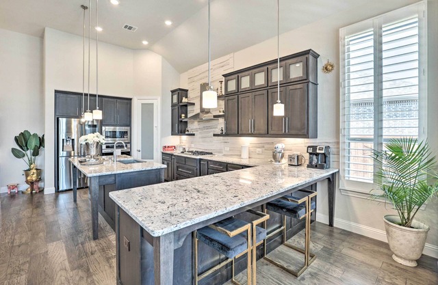 Haslet Family Home w/Fire Pit, Hot Tub & BBQ