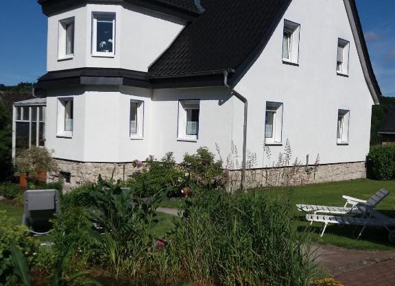 Haus Elsholz Usseln FeWo Birke