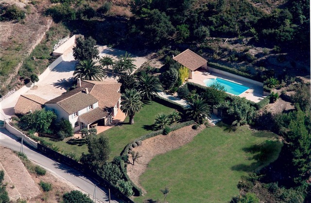 Hauts de Bandol, 10 people, air-conditioned rooms, 230m2