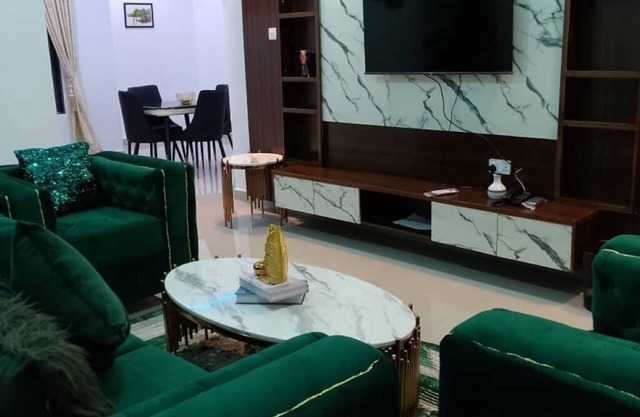 HAVILAH APARTMENT
