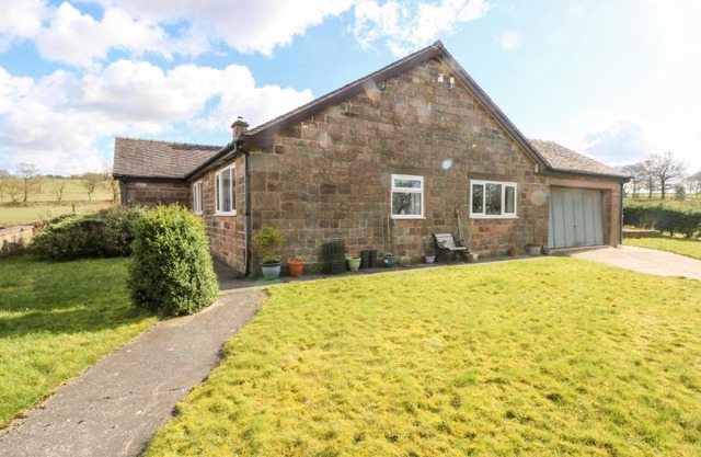 Hawksbridge Bungalow