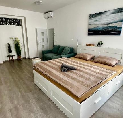 hbclinic apartment