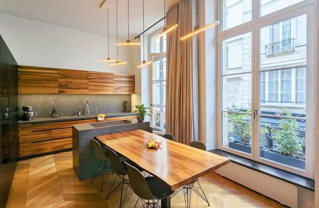 Heart of Paris! Architect's Home!