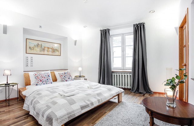 Heart old town apartment