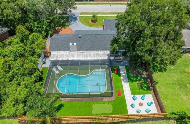 Heated Pool | 85"TV | Mini-Golf | Busch Gardens