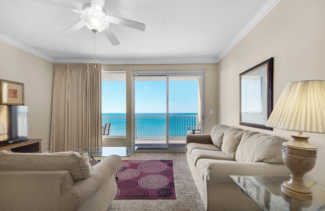 HEATED POOL-Poolside Cafe-NEAR LOCAL ATTRACTIONS-Hot Tub-Grills-Fitness Center
