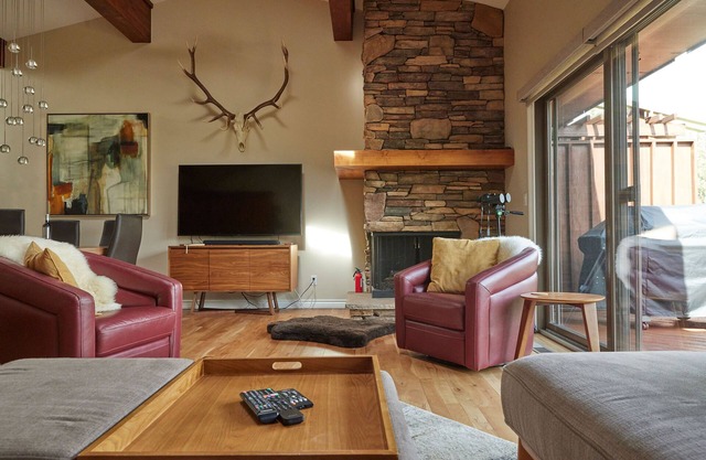 Heavenly Ski 10-min, Pickleball, Private Beach, EV