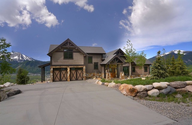 Heavenly Summit/The Most Incredible Views in CB! Hot Tub/Firepit/Garage!