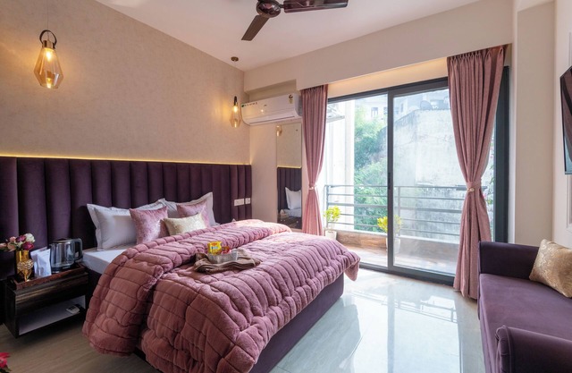 Heritage Homes Rosé - Luxury 2BHK Stay