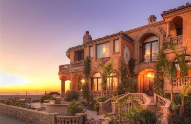 Hermosa Beach Strand Mansion
