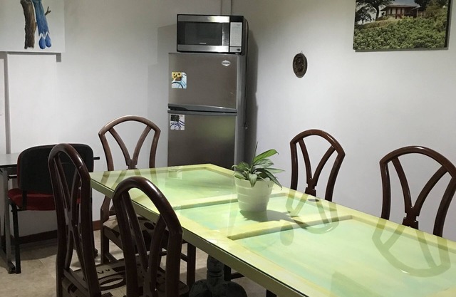 Hermosa Casa Fliar Centro Santa R DE Cabal A 3.5 Cuadras DE Plaza Principal