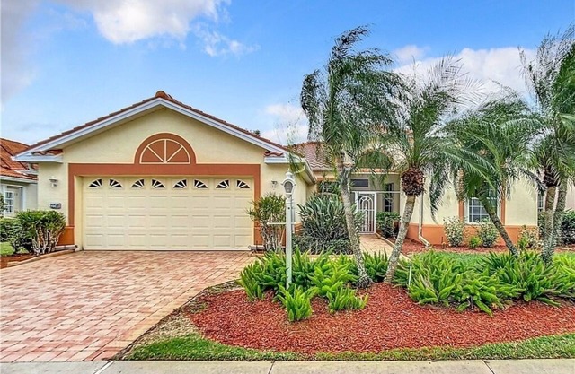 Heron's Glen Home in Beautiful Gated Golf Community in North Fort Myers