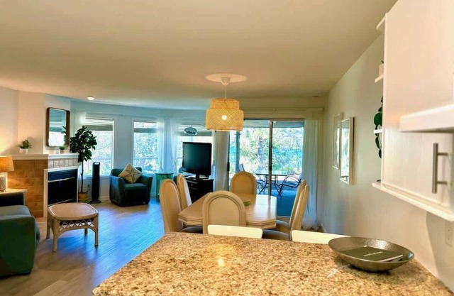 Heron's Landing - 1BDRM - Oceanfront