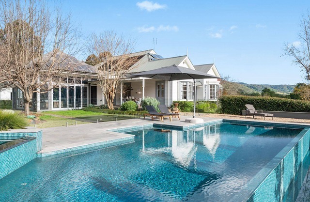 Heronwood - Lavish country retreat
