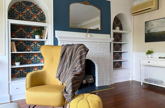 High Brick Haven near Ingersoll - Where Vintage Vibes & Comfort Collide!