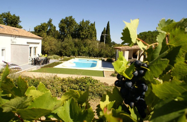 High class villa in the heart of the Corbières w/heated pool