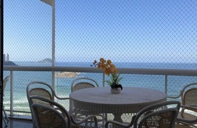 High Standard Apartment FULL FRONT TO THE SEA.