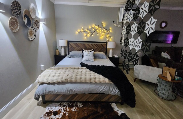 Highly Rated for Cleanliness, quiet/cozy space near St Mary's