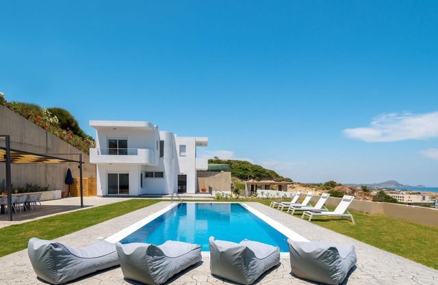 Hill and Sea View Villa Up To 8