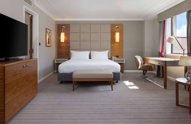 Hilton Cambridge City Centre