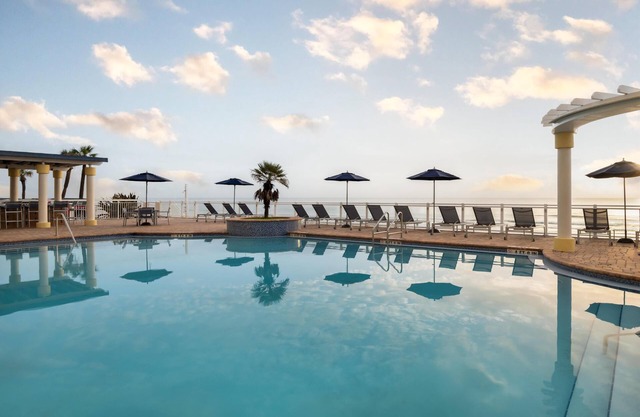 Hilton Garden Inn Daytona Beach Oceanfront