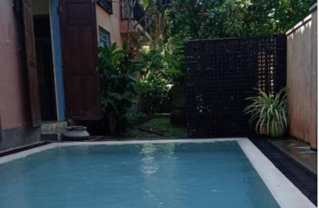 Hiriketiya Cove Inn- 5 bedroom house w/breakfast included