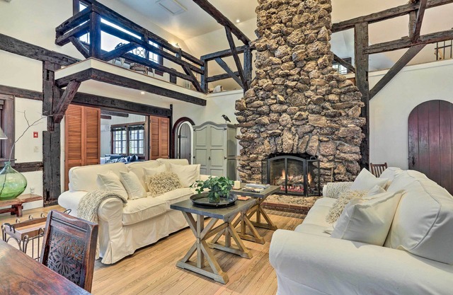 Historic 1800s Cornwall-On-Hudson Cottage!
