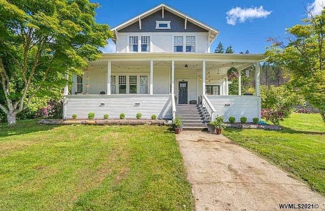Historic 6-bedroom Home