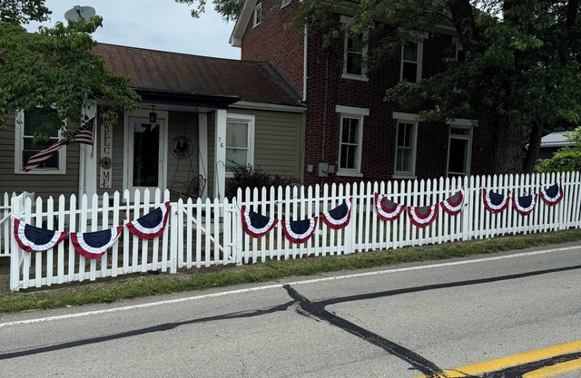 Historic and reportedly haunted1846 fully restored pet-friendly house for you.