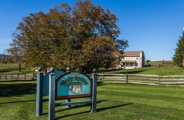 Historic ca.1793 Stone Home on beautiful rolling farmland