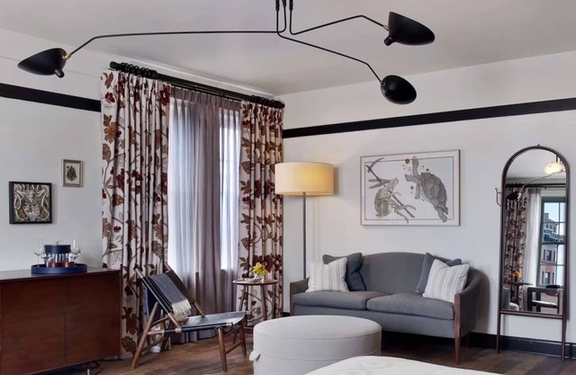 Historic Charm Meets Modern Comfort: Unique Baltimore Stay w/Rooftop Dining