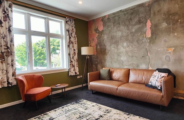 Historic Inner City Apartment