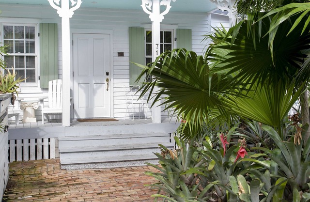 Historic Old Town Key West Cigarmaker's Cottage - Cigar House, Sleeps 4