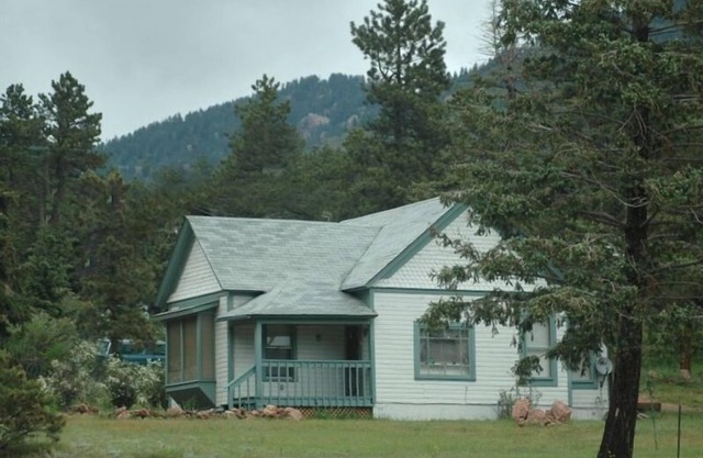 Historic Olde Poste in Cascade