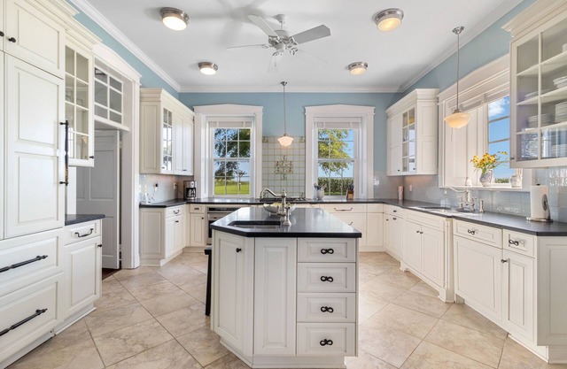 Historic Rosegill -700 Acre Farm on Rappahannock River with Pool, Beach, Fishing