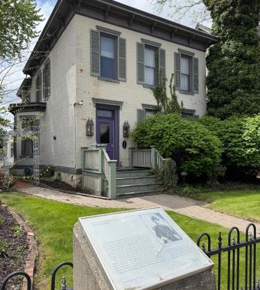 Historic Sion Bass Guest House