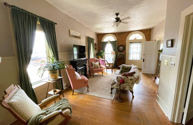 Historic Victorian Apartment