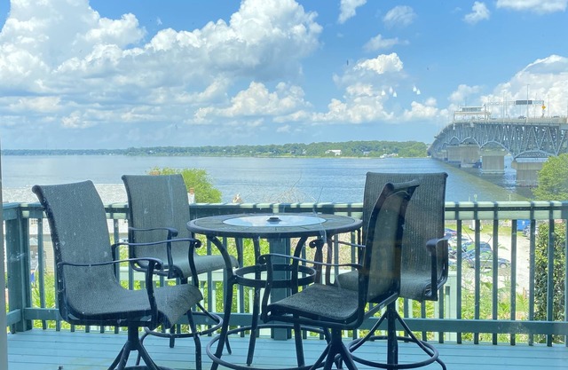 Historic Yorktown Waterfront Home
