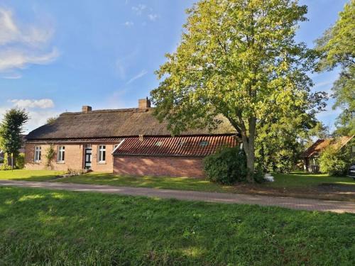 Historisches Reetdach-Haus - bis zu 21 Personen