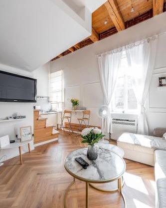 Hlavna Loft Apartment Kosice