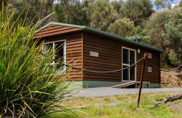 Hobart Bush Cabins