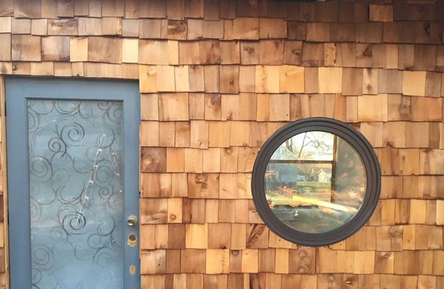 Hobbit House in the HeartLand
