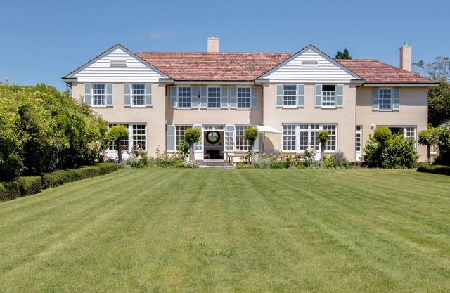 Hodge House - Havelock North Holiday Home