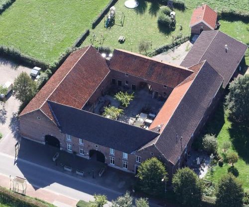 Hoeve de Binnenplaets Schimmert